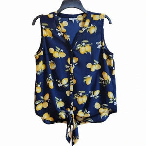 Poppi Lemon Print Buttom Down Sleeveless Top